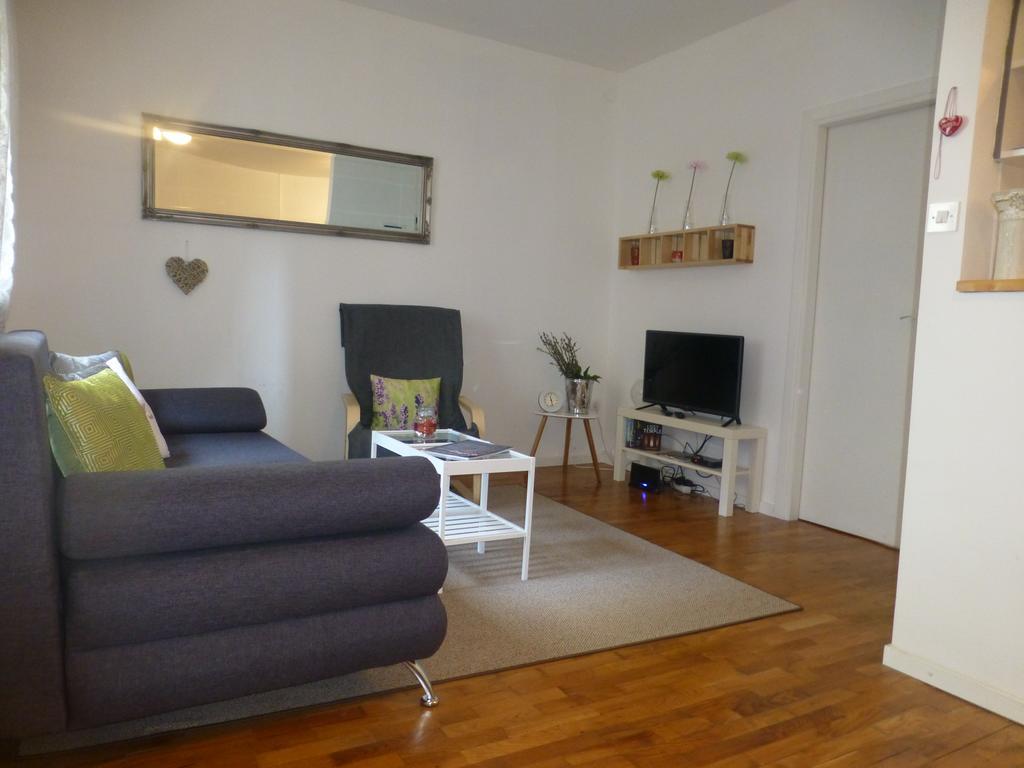 Emily Apartman